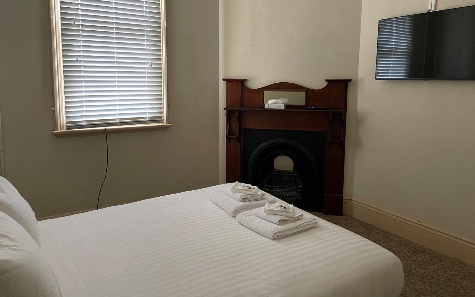 Port Broughton Hotel 외부 사진